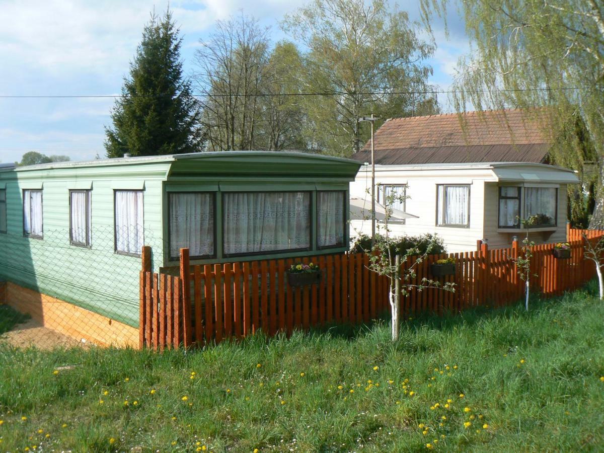Ubytovani Fanisek V Mobilnim Domku V Ceskem Raji Sobotka Exterior photo